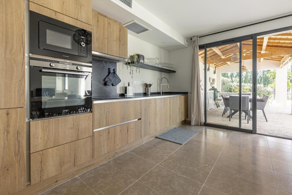 Onze Villa In Provence, Mont Ventoux, New Luxury Villa, Private Pool, Stunning Views, Outdoor Kitchen, Big Green Egg Malaucene Bagian luar foto